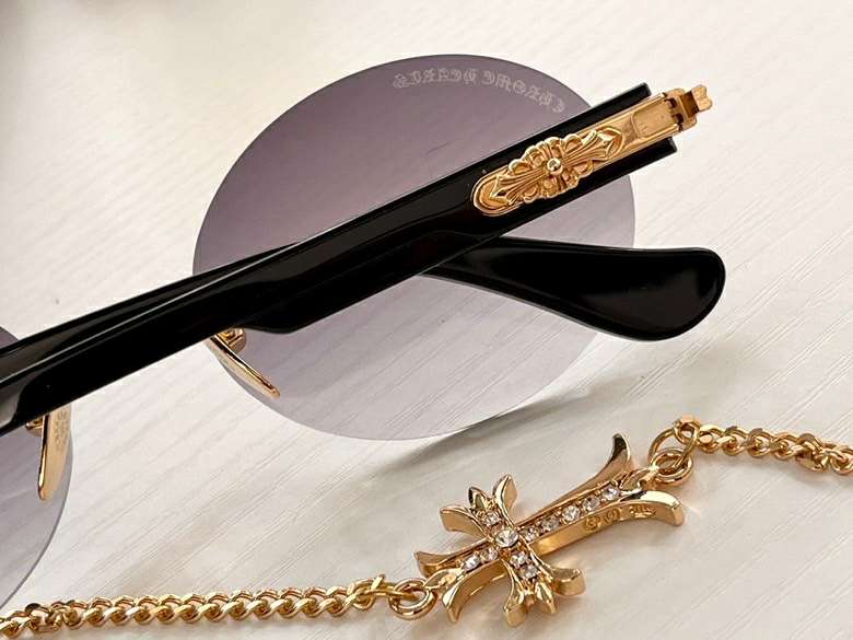 Picture of Chrome Hearts Sunglasses _SKUfw43215677fw